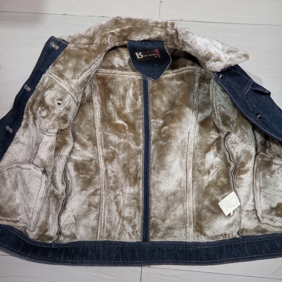 Basic house denim jacket inside golden woollen Korea size S 95 ( 1 gift 🎁) - Picture 3 of 9